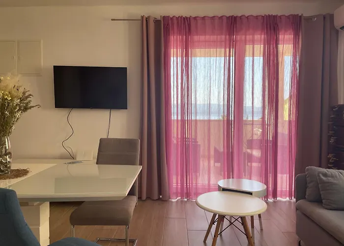 Apartman Strawberry Bol